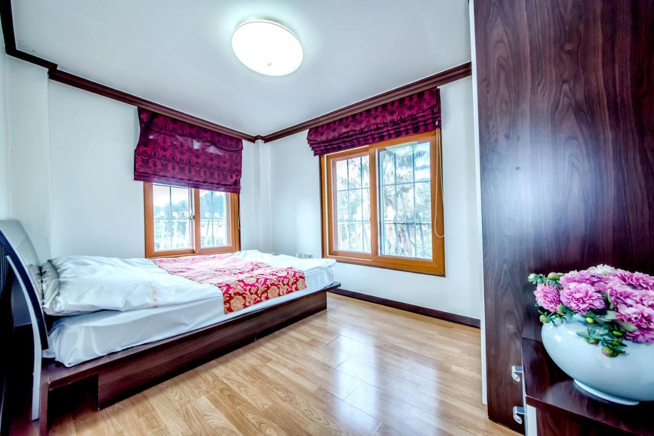 Jeju Hue Pension Seogwipo Luaran gambar