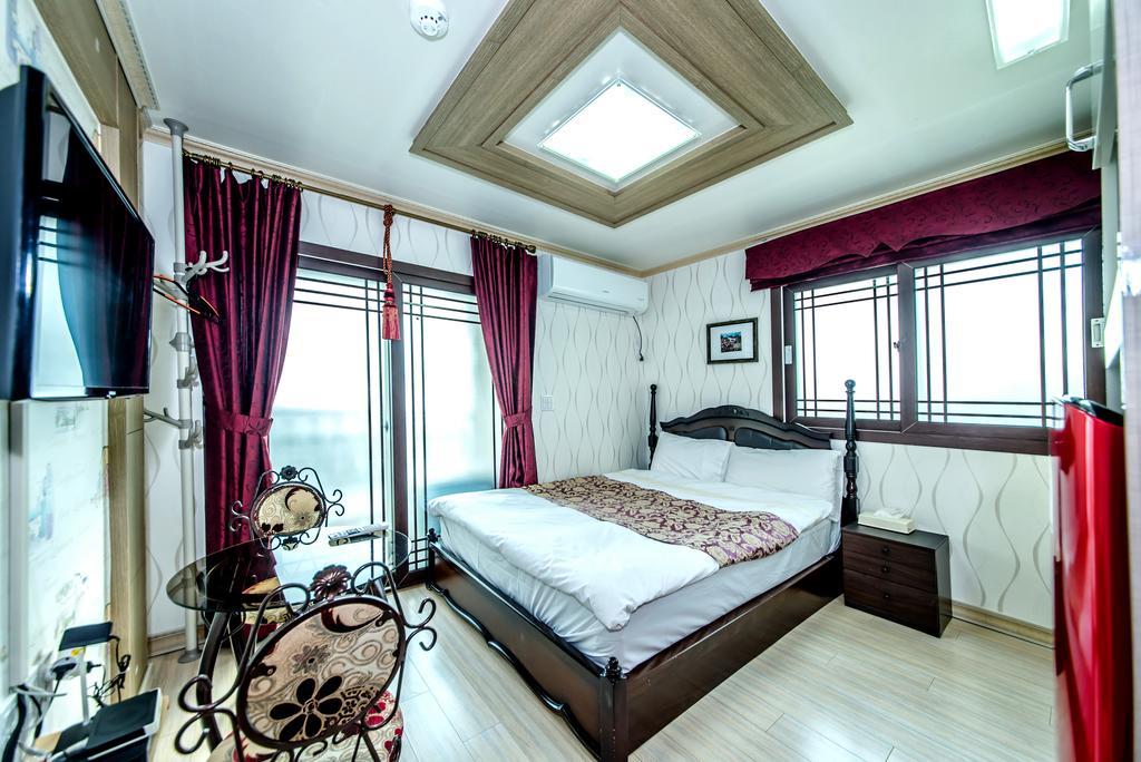 Jeju Hue Pension Seogwipo Luaran gambar